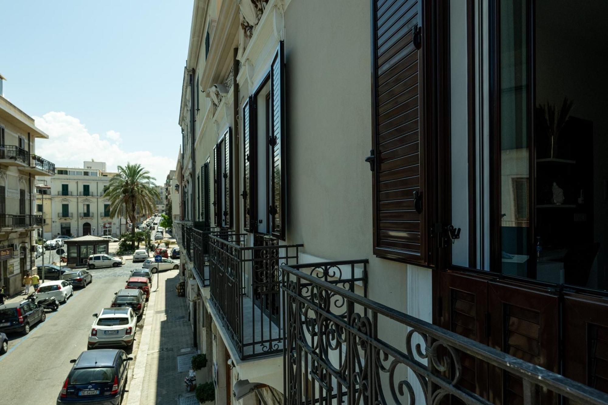 The Dome Guest House Reggio Calabria Exterior foto